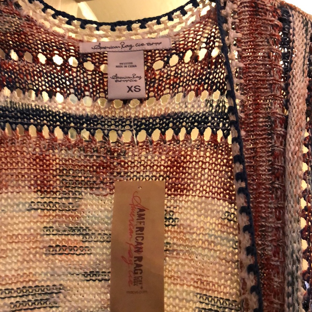 Never worn - Picture 2 of 2